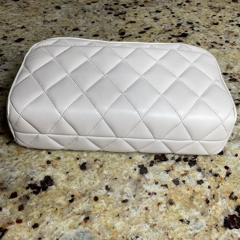 kate spade Ivory Carey Smooth Quilted Leather Crossbody Bag NWOT ($359 retail) - Picture 3 of 7